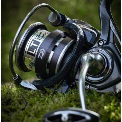 Спиннинговая катушка Daiwa 20 Exceler LT 4000-CP