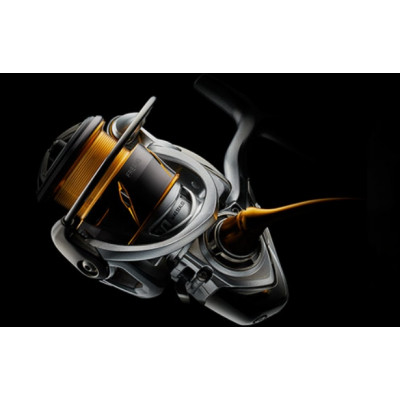 Спиннинговая катушка Daiwa 21 Freams LT 3000