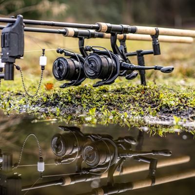 Катушка безынерционная Daiwa 22 Emblem BR 10000