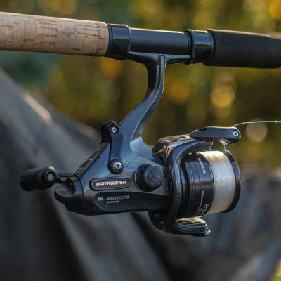  Катушка с системой байтраннер Shimano Baitrunner DL 2500 FB