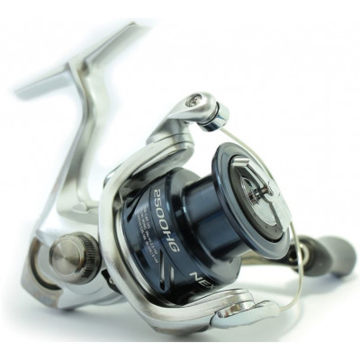 Катушка для спиннинговой рыбалки Shimano Nexave FE